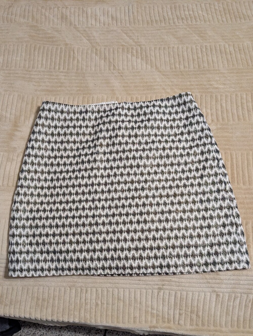 LOFT Black and White Patterned Mini Skirt